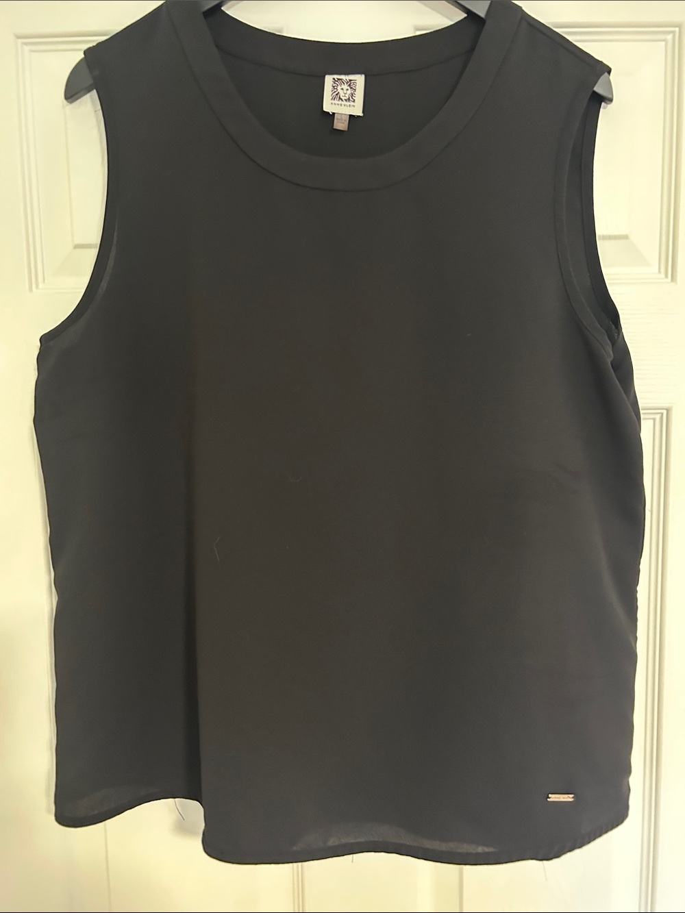Anne Klein L Sleeveless Black Women's Top with Round Neck
